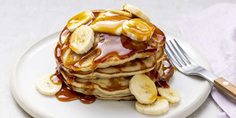 Fluffy Banana Pancakes